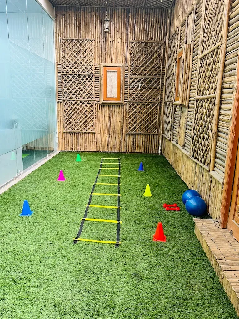 CB Physiotherapy Saket - Advanced Ortho, Spine & Sports Rehab