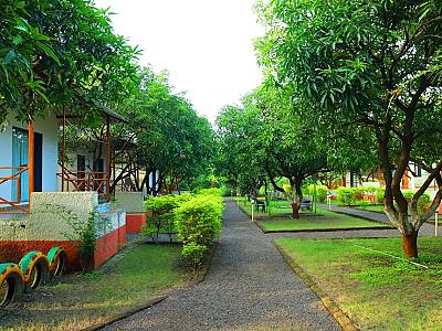 Glorious Gir Resort - Nature Stay Near Gir Forest & Wildlife Safari Experience