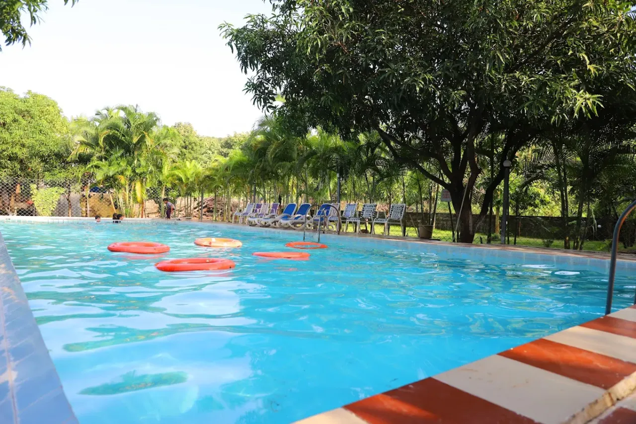 Glorious Gir Resort - Nature Stay Near Gir Forest & Wildlife Safari Experience