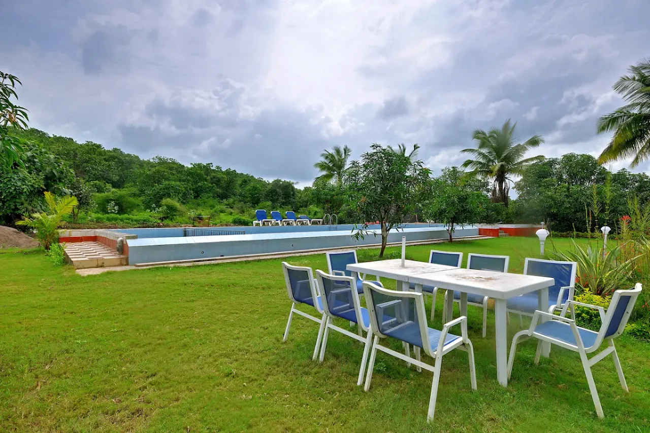 Glorious Gir Resort - Nature Stay Near Gir Forest & Wildlife Safari Experience