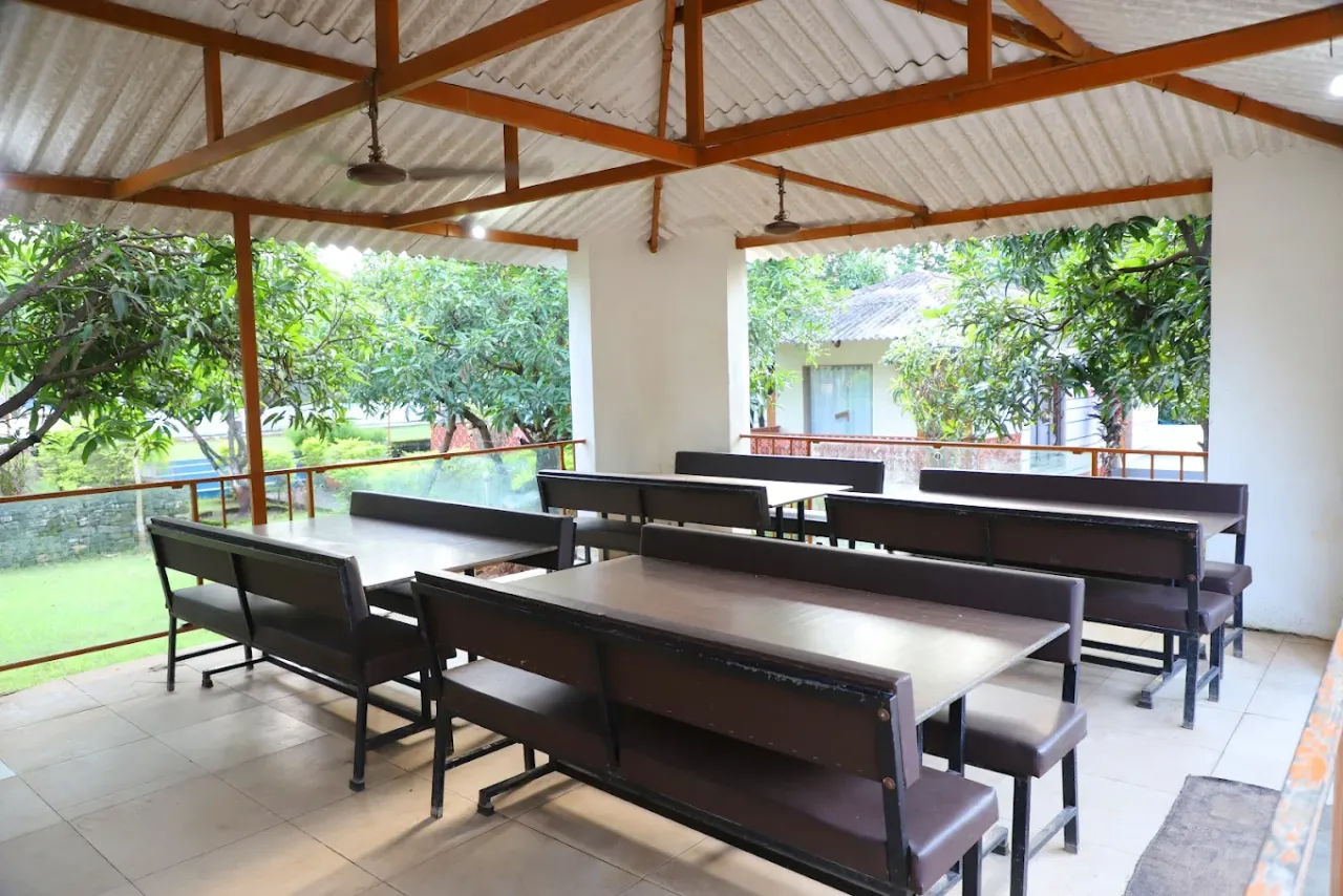 Glorious Gir Resort - Nature Stay Near Gir Forest & Wildlife Safari Experience