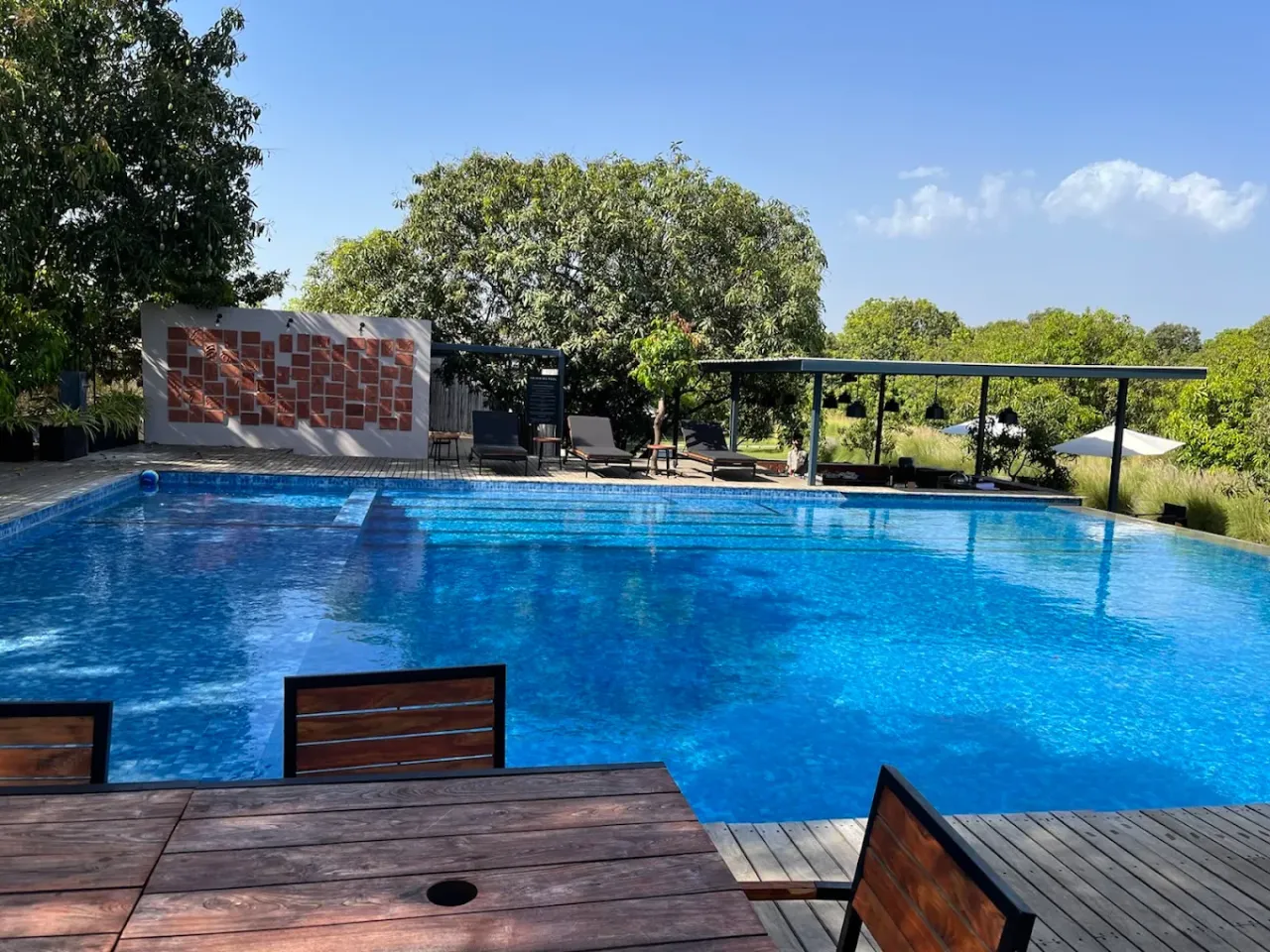 Woods At Sasan - Luxury Resort Near Gir Forest & Devalia Safari Park