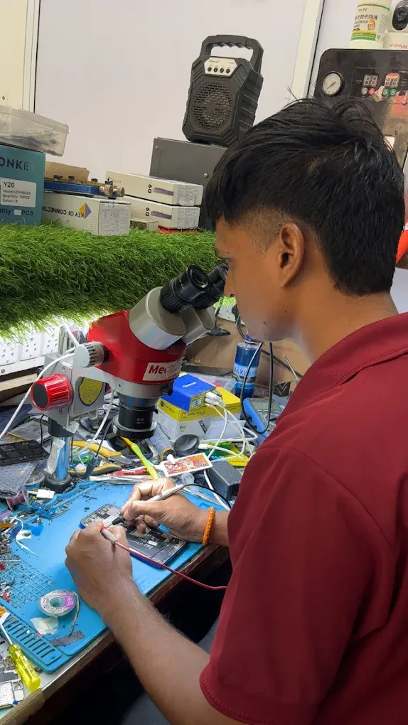 Krishna Mobile Repairing | Expert Smartphone Repair in Vadodara