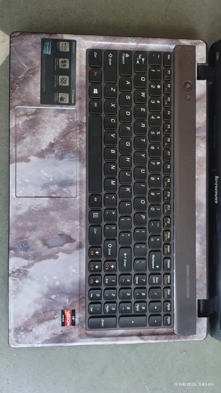 Leptop lenovo Amd Radion graphic card, 4 gb rem, 500 gb hdd, with original charger, wife, web cam, window 8, good working with new type condition, no any problem