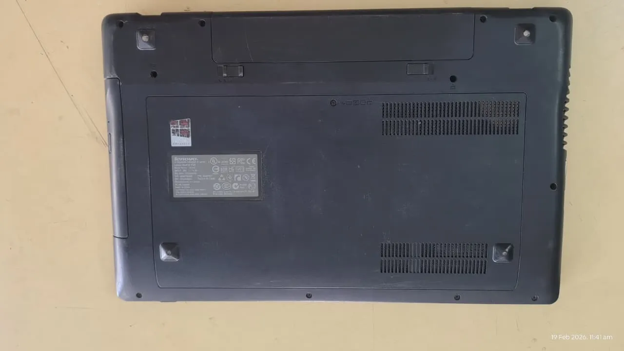 Leptop lenovo Amd Radion graphic card, 4 gb rem, 500 gb hdd, with original charger, wife, web cam, window 8, good working with new type condition, no any problem