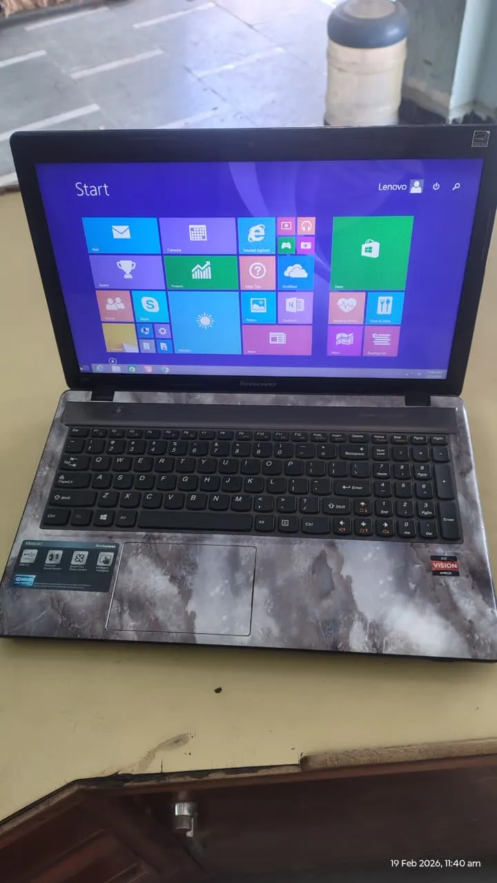 Leptop lenovo Amd Radion graphic card, 4 gb rem, 500 gb hdd, with original charger, wife, web cam, window 8, good working with new type condition, no any problem