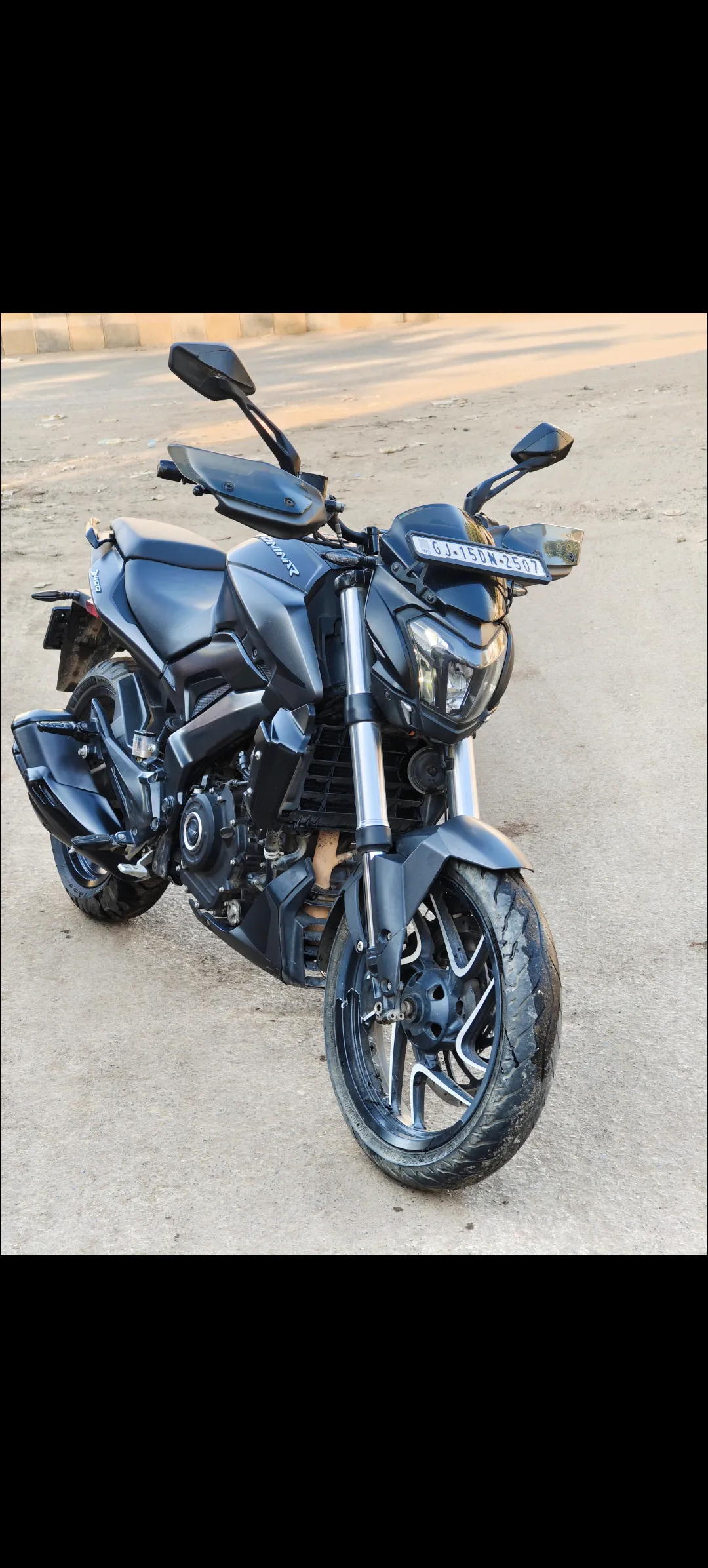 Bajaj Dominar 400