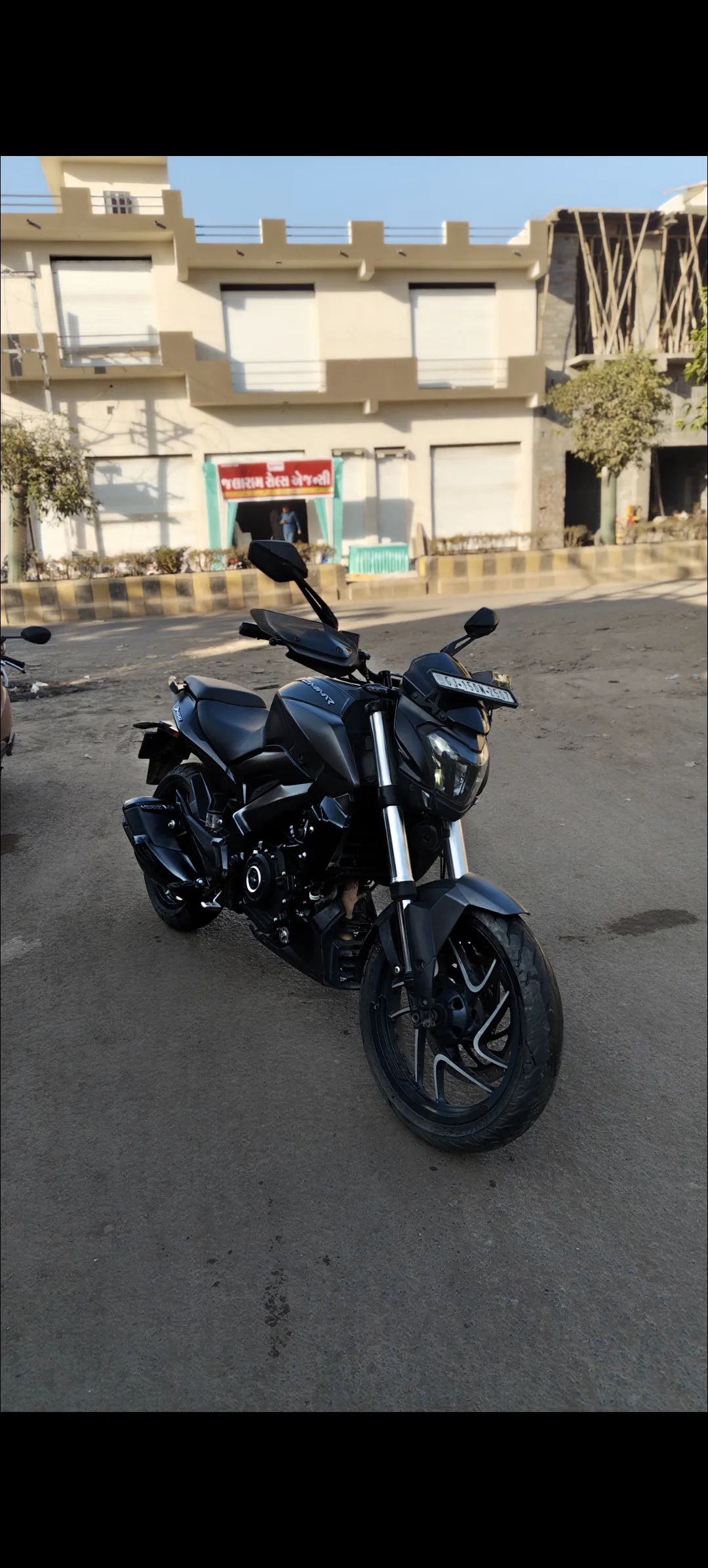 Bajaj Dominar 400