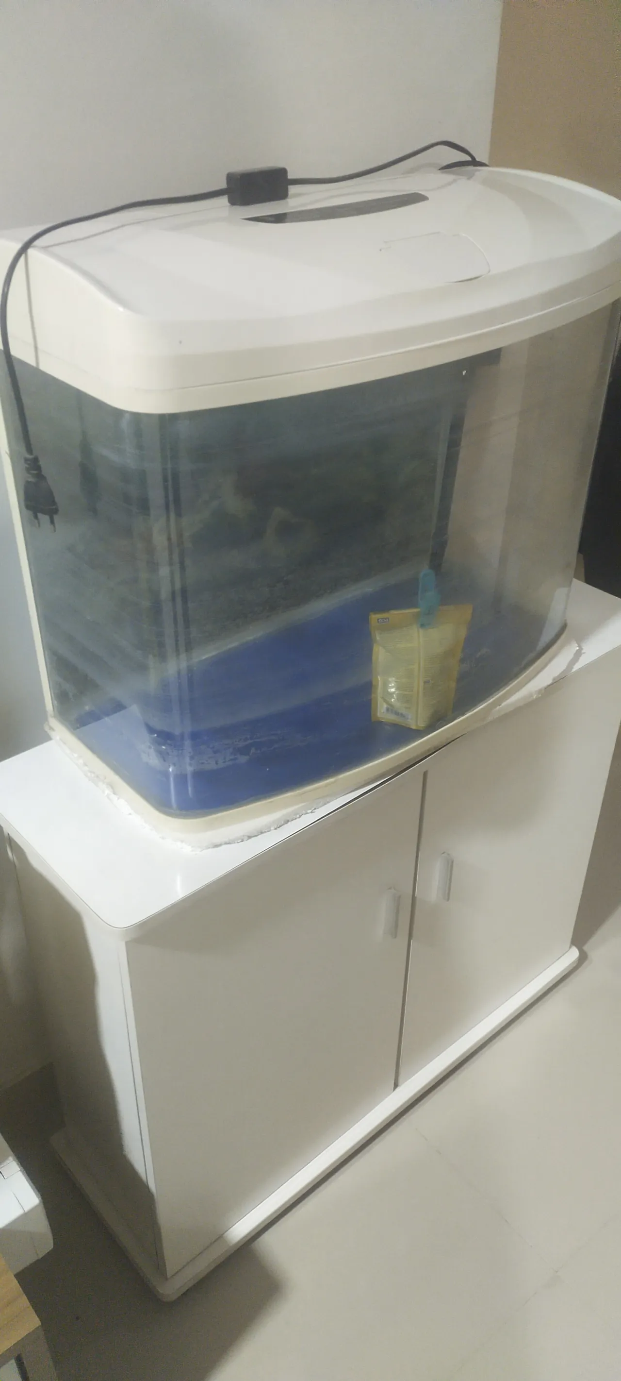 Glass aquarium with cabinet
