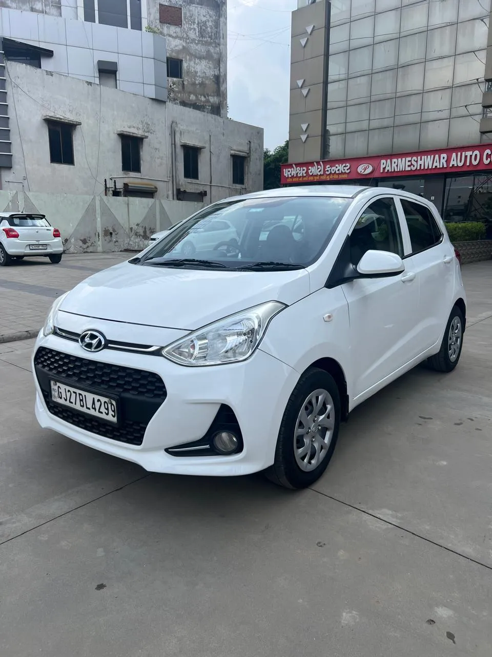 GRAND.I10  PARMESHWAR AUTO CONSULT RAJKOT