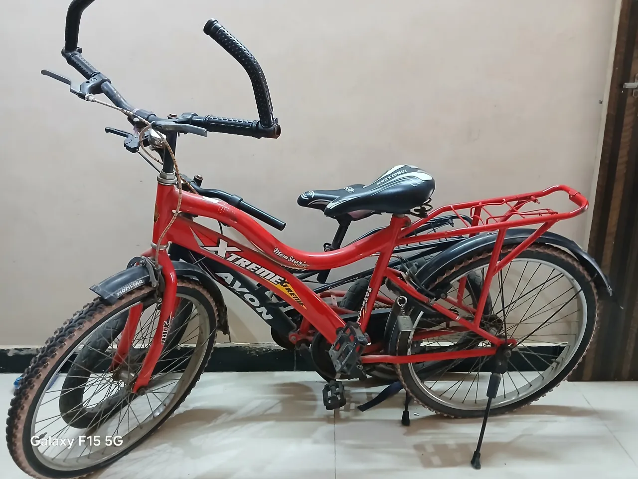 Red Cycle Momstar Bikes