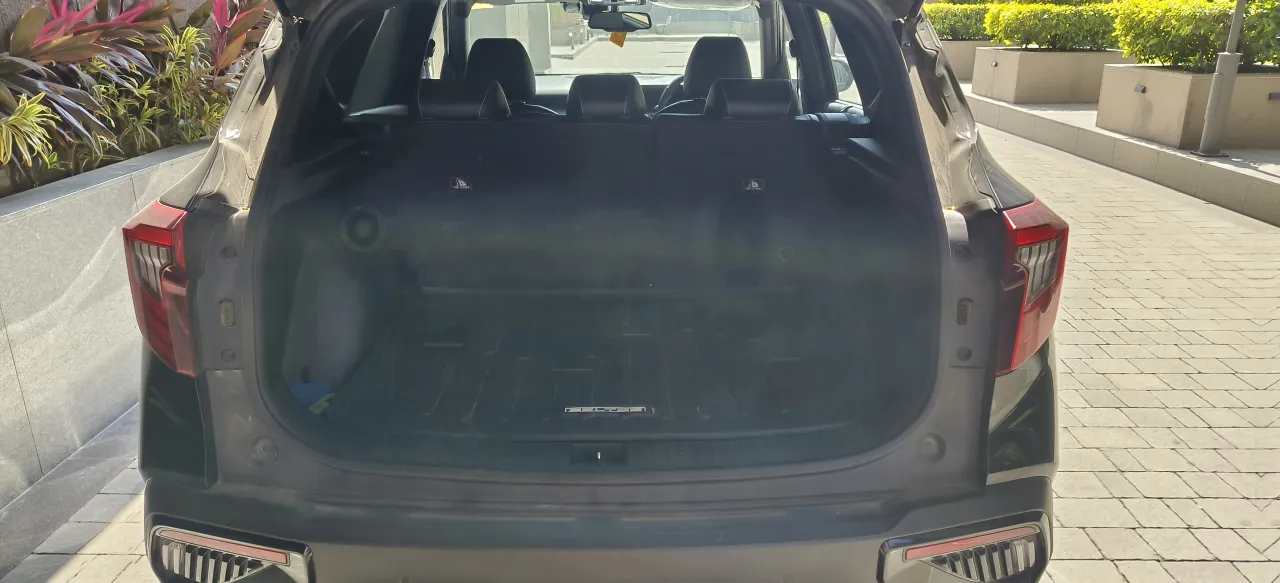 Kia seltos Black auto top