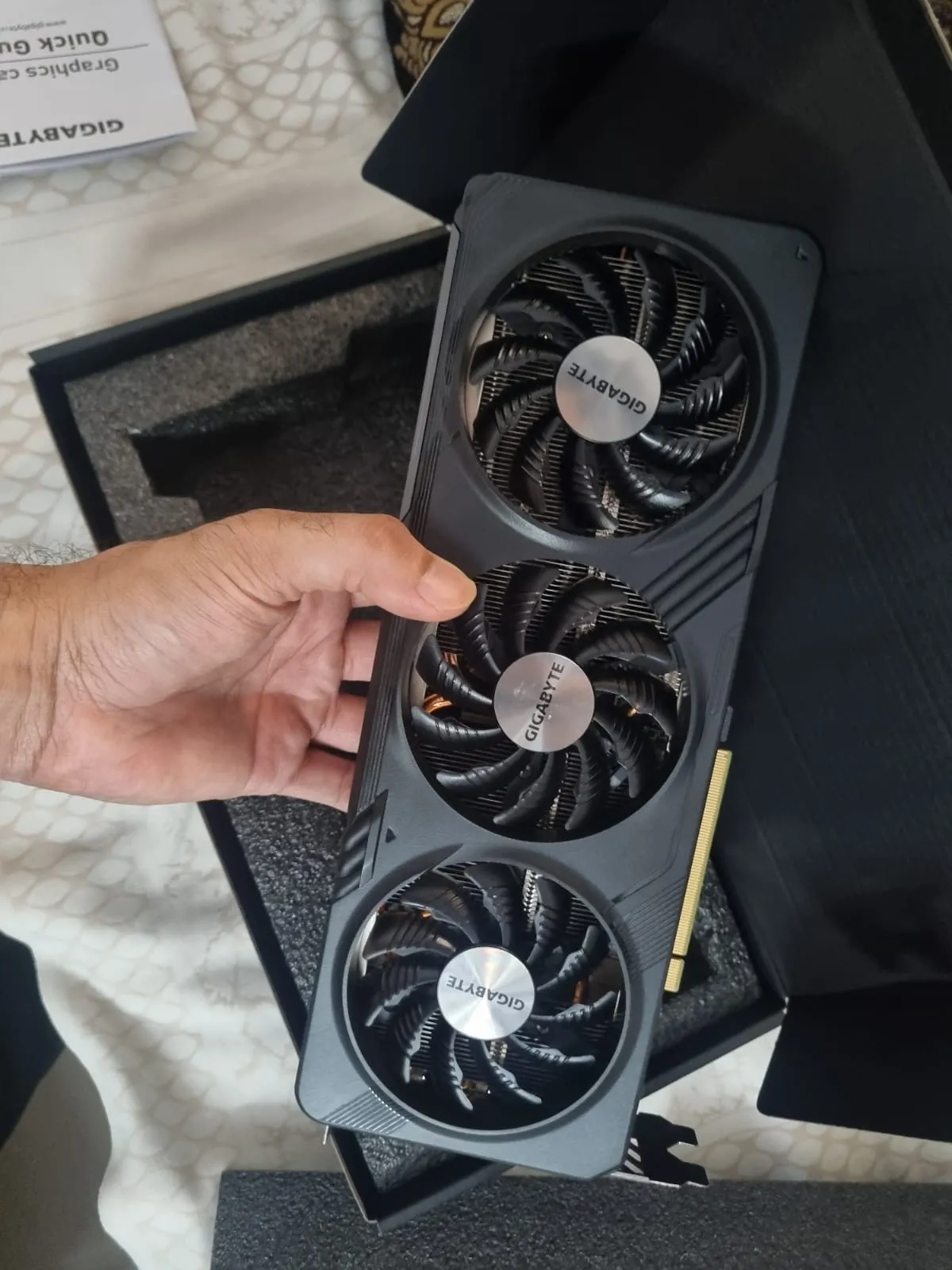 GIGABYTE 4060Ti
