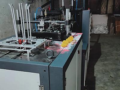 PAPER CUP MACHINE