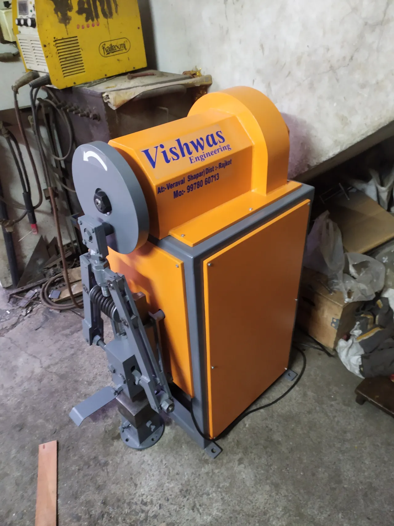 hammer machine