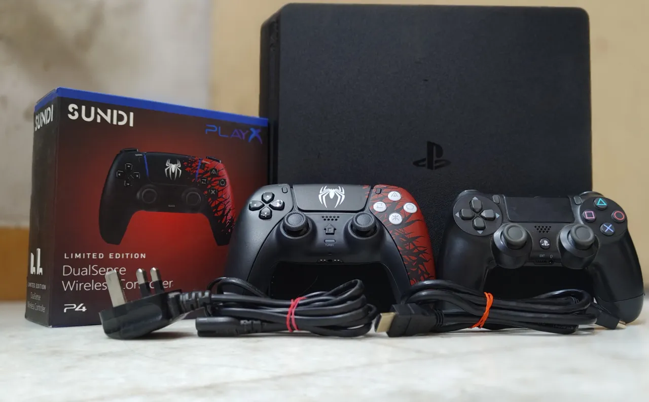 PlayStation 4 slim