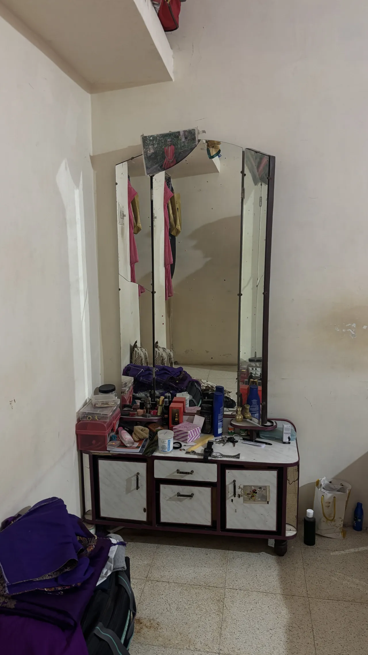 Old Used Furniture