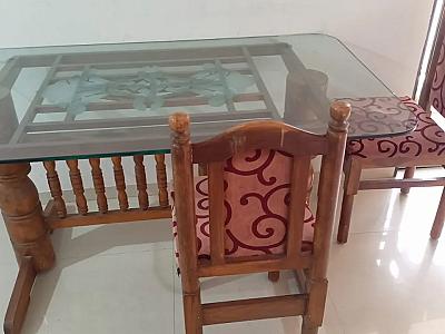 Dinning Table with 6 Chair