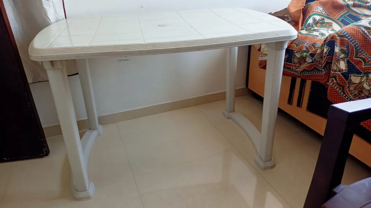 Plastic Table