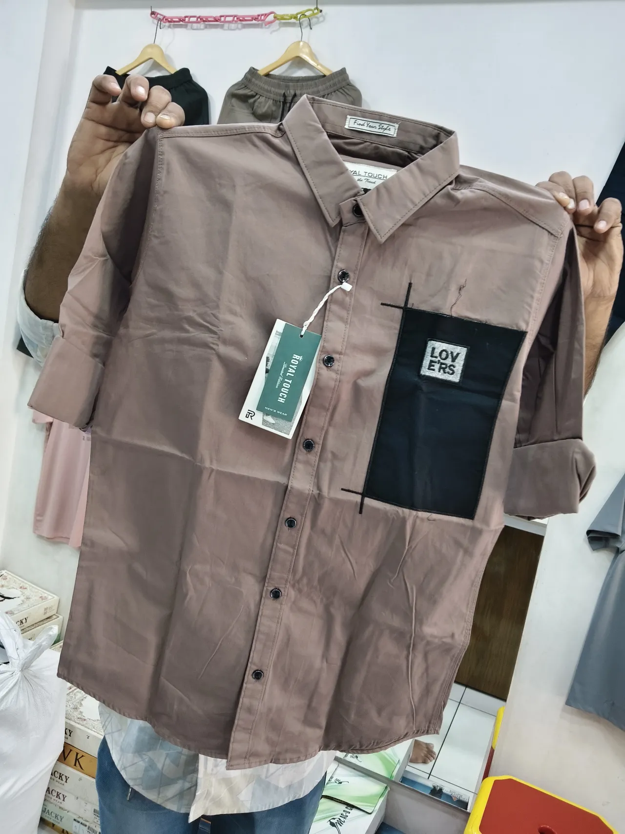 PRIMUM QUALITY SHIRT