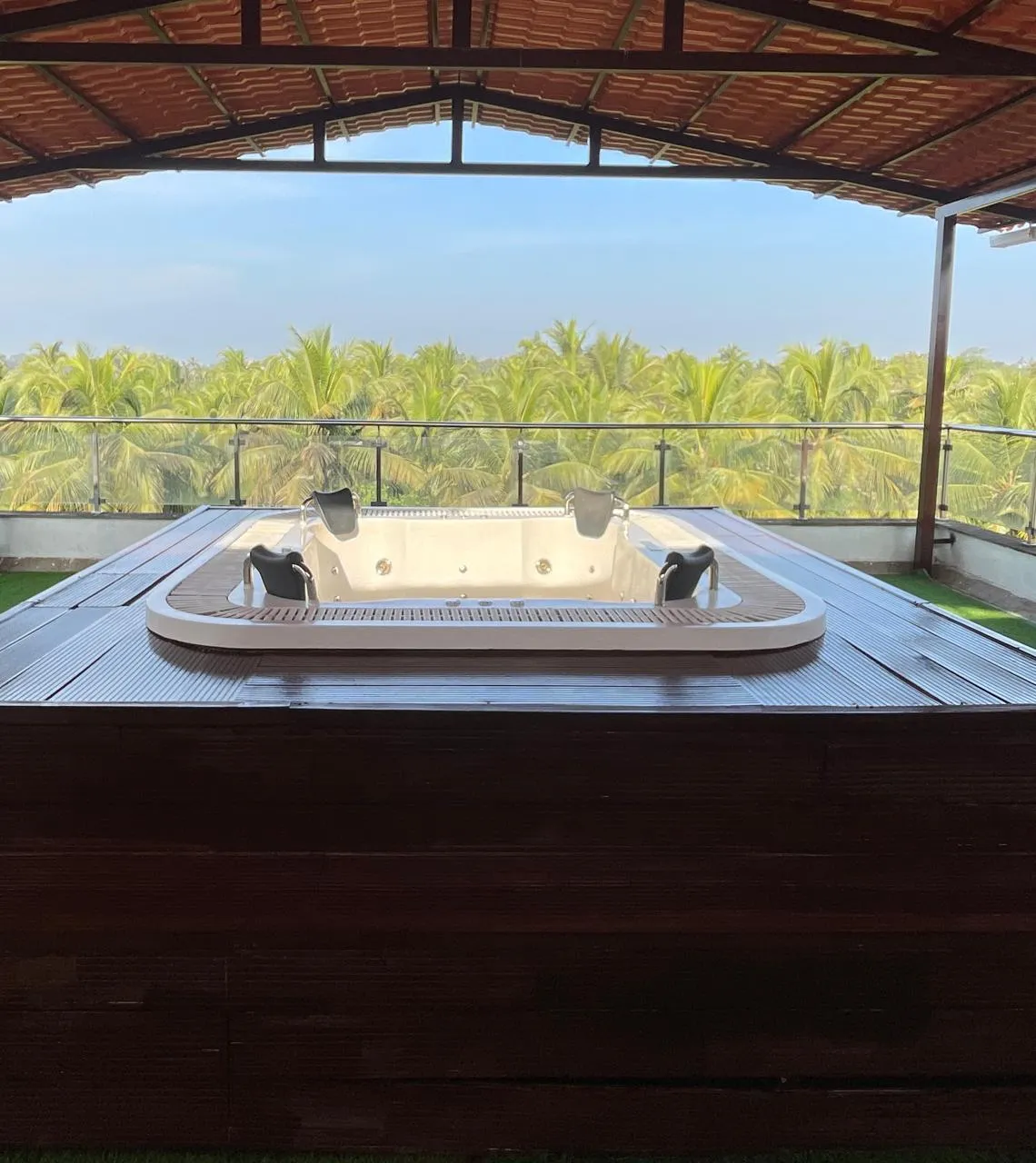 Casa La Vida | Ultra-Luxury 3BHK Penthouse with Private Jacuzzi