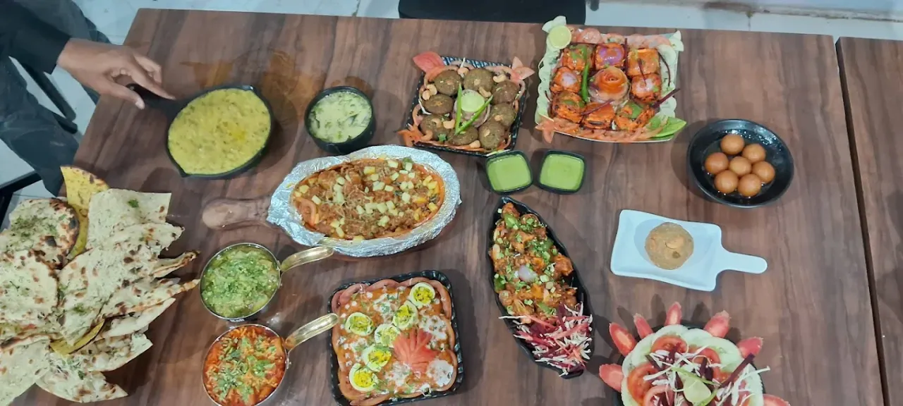 Rajwadi Kathiyawadi Restaurant