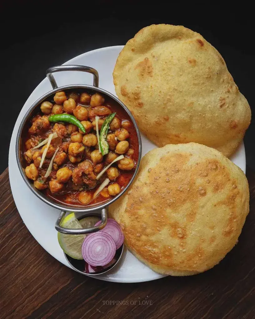 Aryaas Purohit Veg | North & South Indian, Gujarati & Marwadi Food