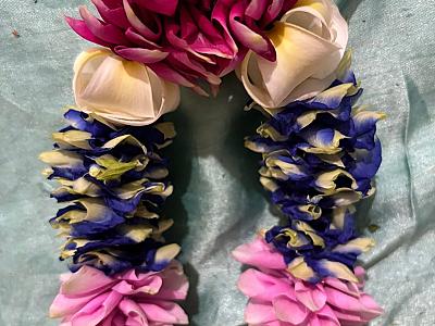 Fresh Flower Mala in Dhoraji - Daily Supply